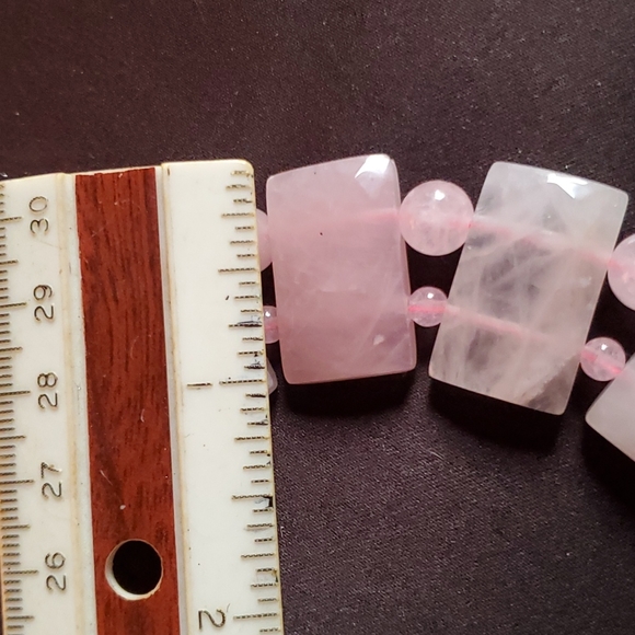 Rose Quartz 18-20in necklace in Stainless Steel - Picture 6 of 11